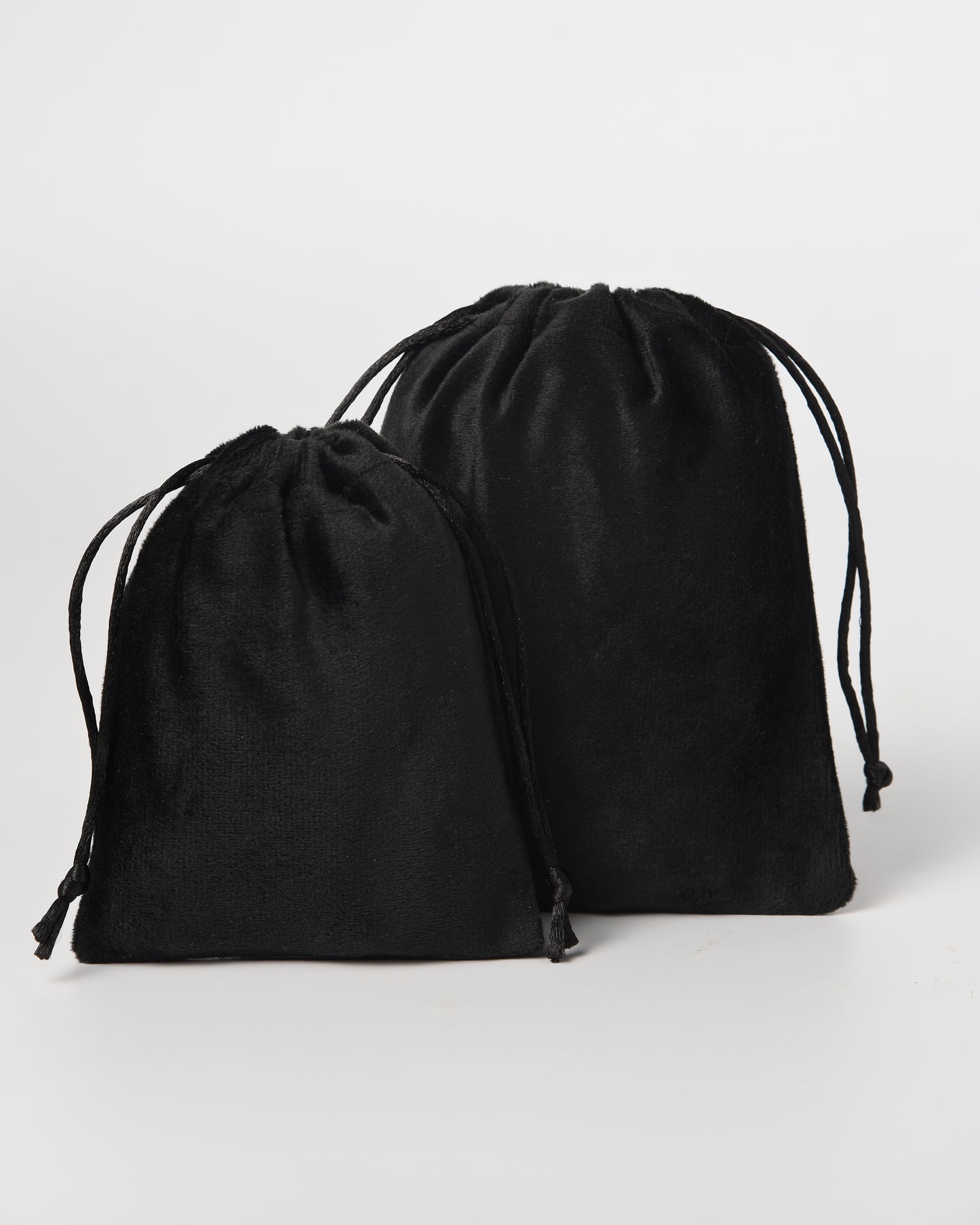 Black Velvet Drawstring Potli
